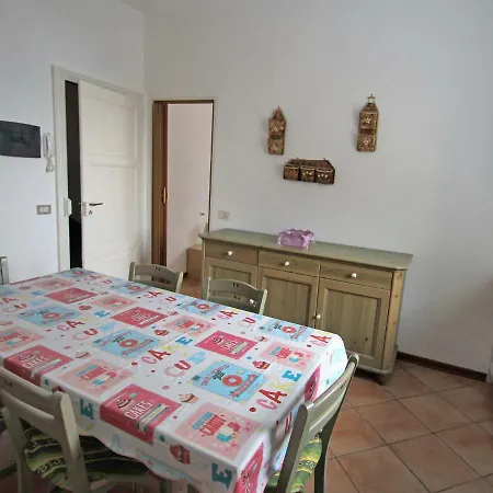 Lägenhet Locazione Turistica Tre Porte.2 *
