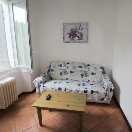 Locazione Turistica Tre Porte.2 *